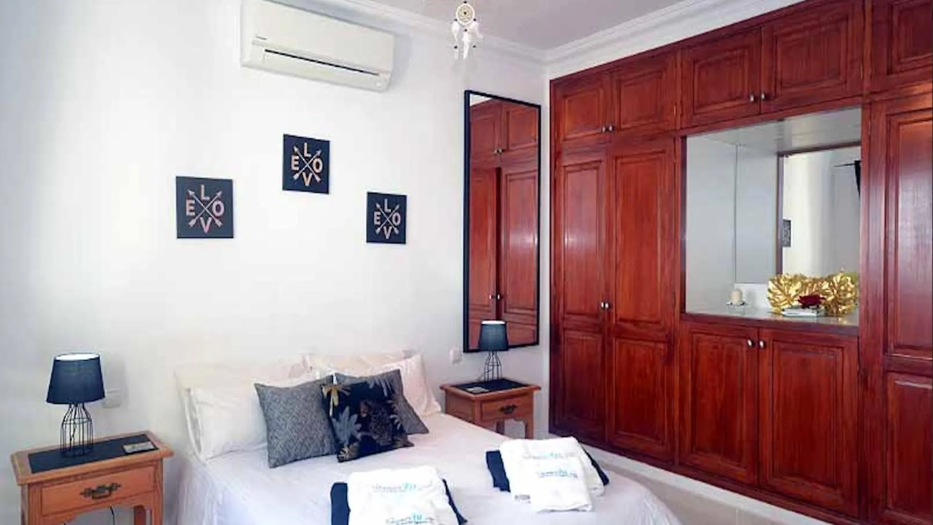 Awesome Puerto Del Carmen Villa - 3 Bedrooms - Villa Tacataca - Pool Table - Great Terrace Area Spain